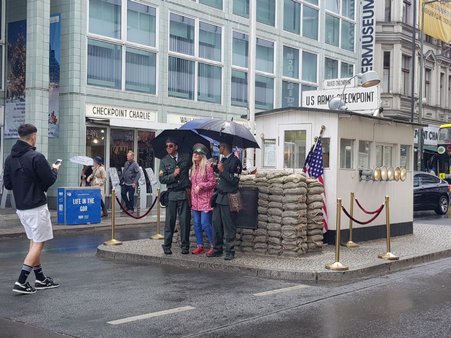 check point Charlie